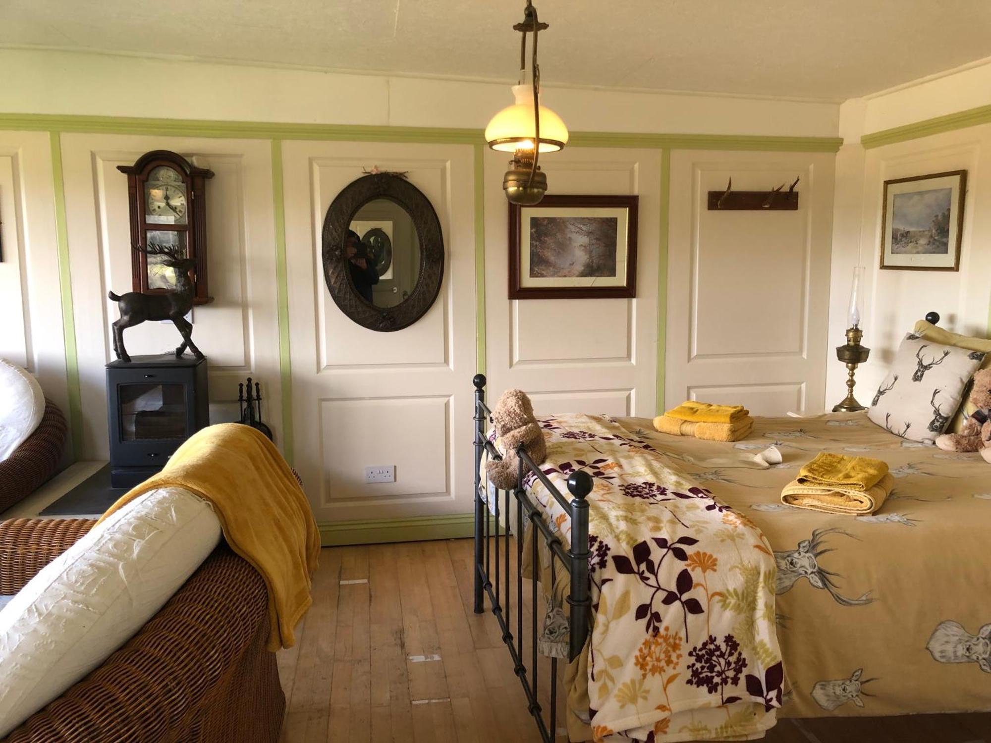 Stags View,Unique Eco Cabin, Dartmoor Views South Brent Bagian luar foto